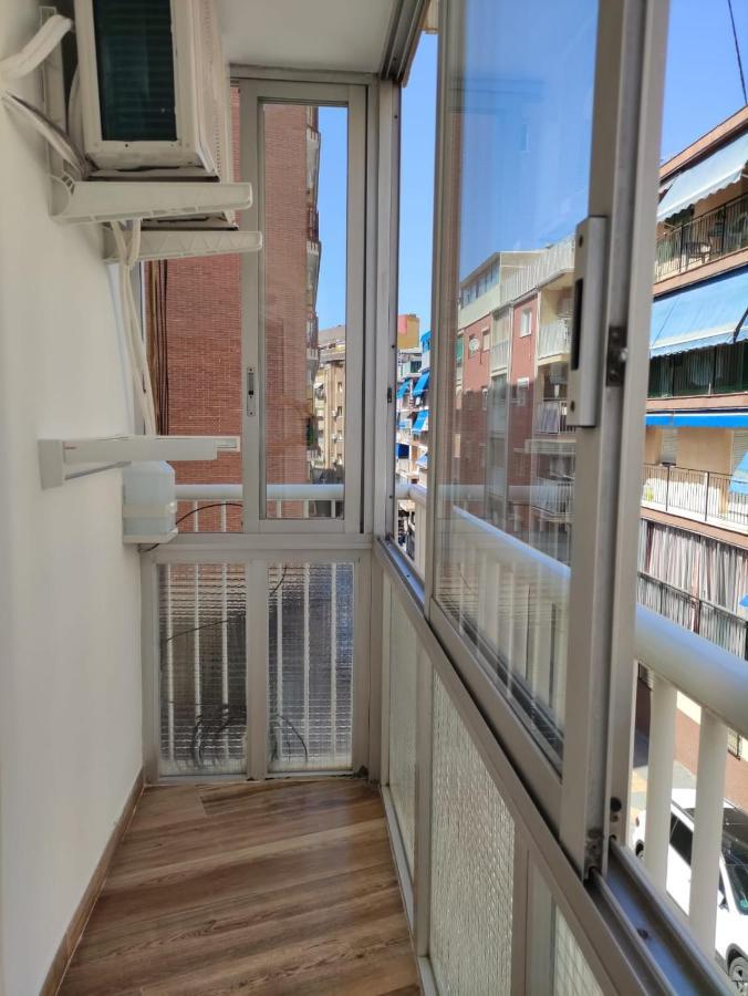 Solymar Poniente Apartamento Recien Reformado A 3 Min De Playa Poniente Y Del Centro Parking Opcional Benidorm Exteriér fotografie